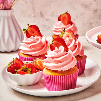 FunCakes Enchanted Cream CupCakes auf einem Teller