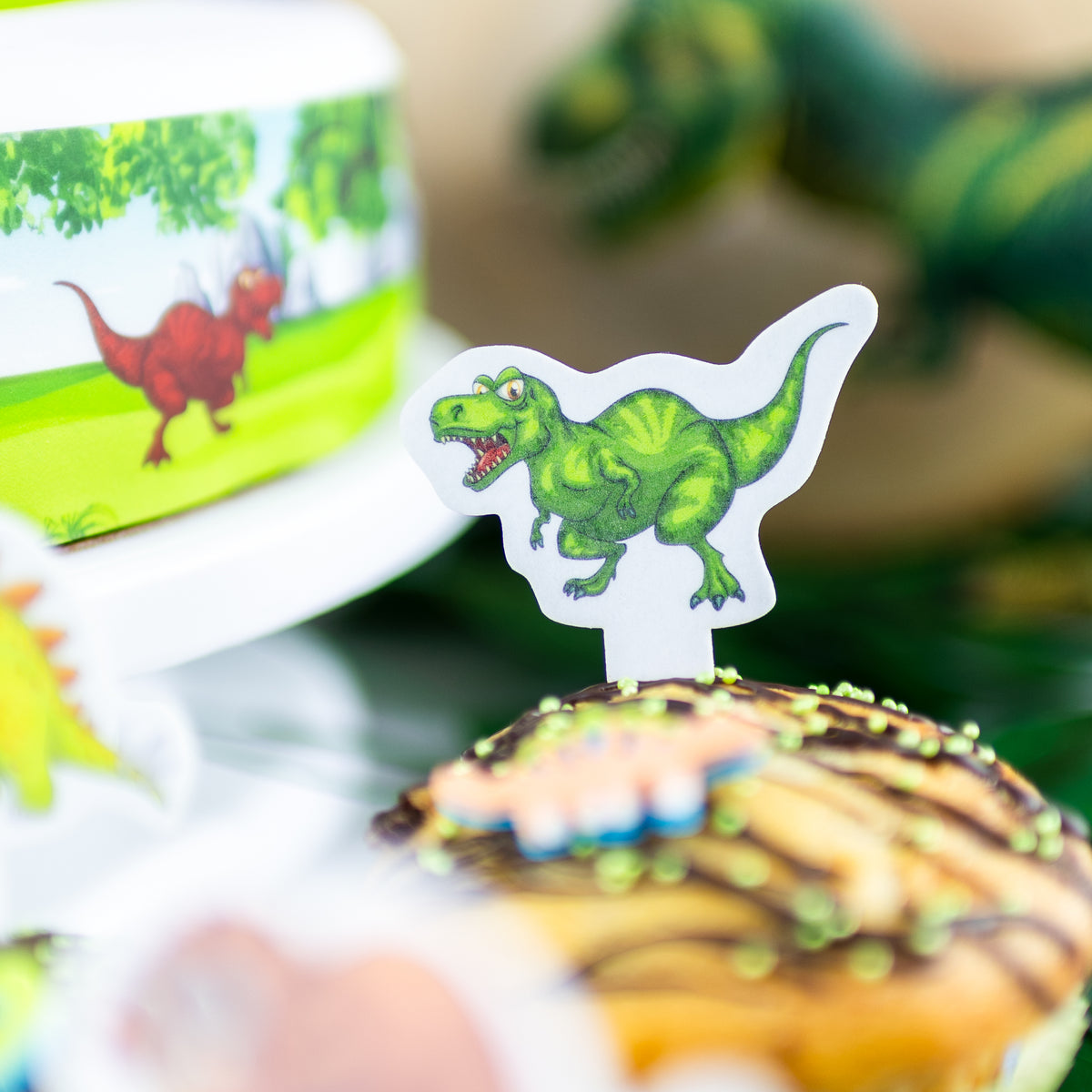 Torten-Dekor Set – Dinosaurier | Essbares Set mit Tortenband, Tortenaufleger (20 cm) & 5 Einsteckoblaten – Bild 5