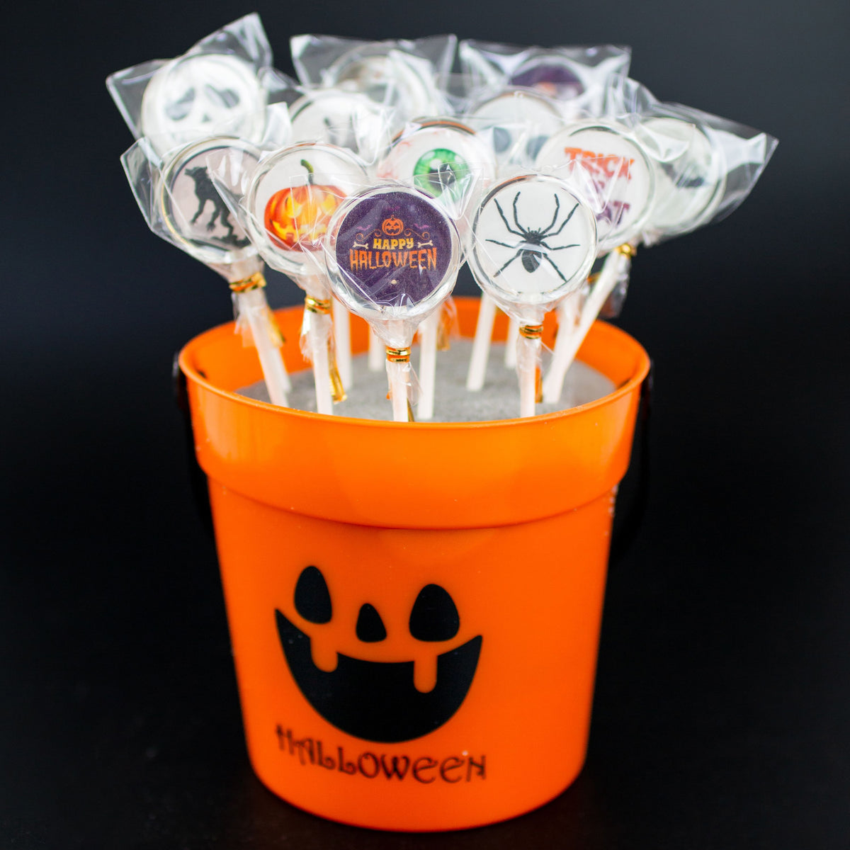 Trick or Treat Eimer mit Halloween Lollis - Beispiel für Abgabe