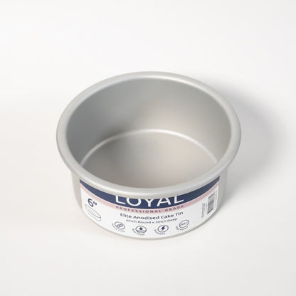 Loyal runde Kuchenform 15,0 x 7,5 cm Schrägansicht