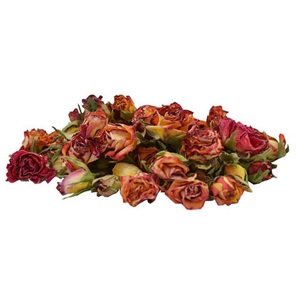 getrocknete Rosenblüten orange aufgehäuft
