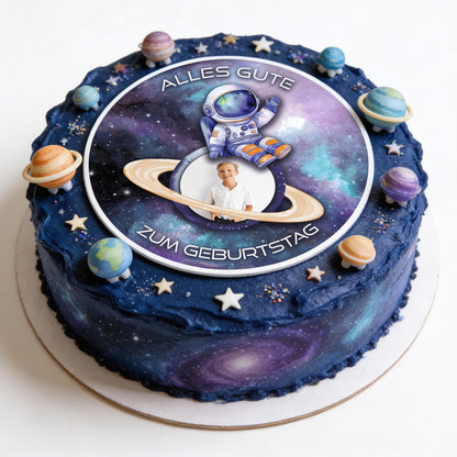 Torte mit Motivaufleger Astronaut im Weltall Kindergeburtstag
