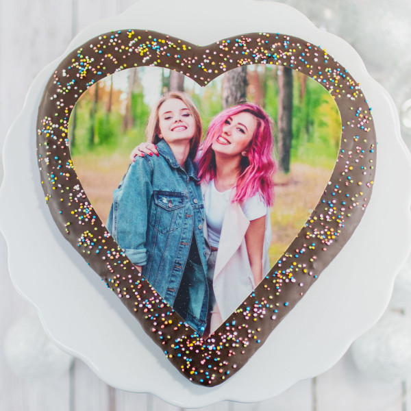 Photo Gingerbread Heart with Chocolate